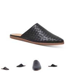 Marc Fisher Womens Garren Leather Slide On Mules 7 Flats Pointed Toe